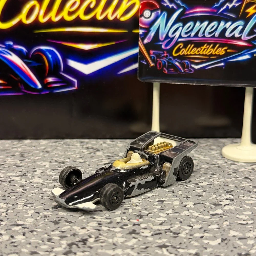 Corgi Juniors Formula 5000 Racing Car Black White Diecast Made in Gt Britain